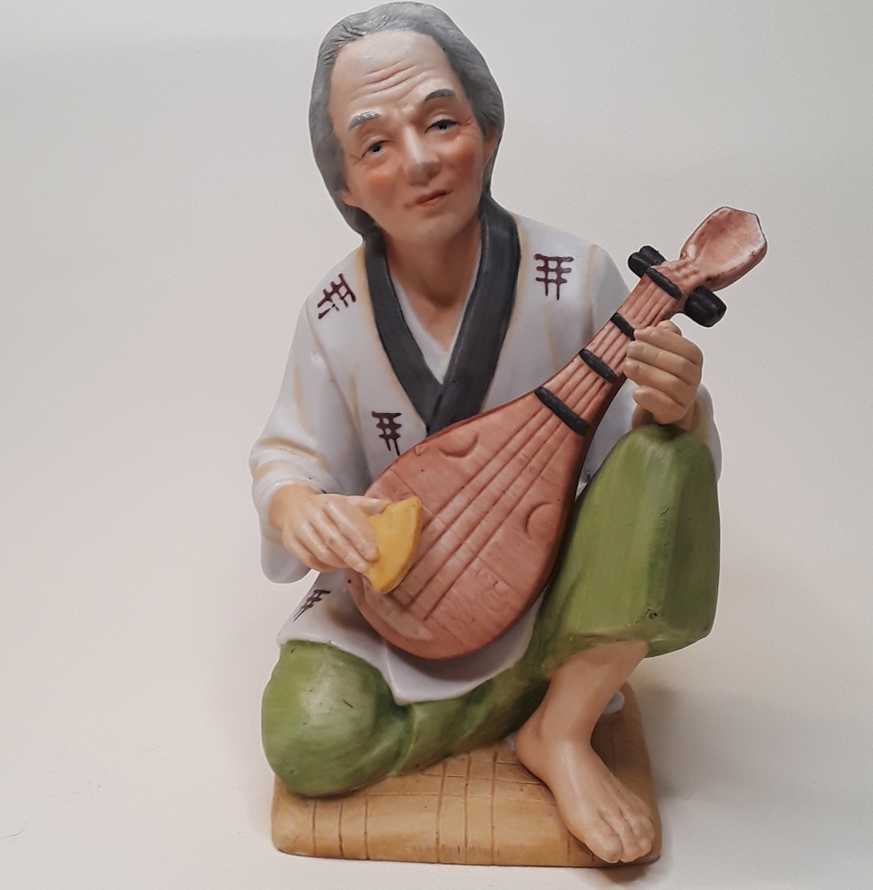 Vintage HOMCO male figurine #1436 EUC.  (Musician)